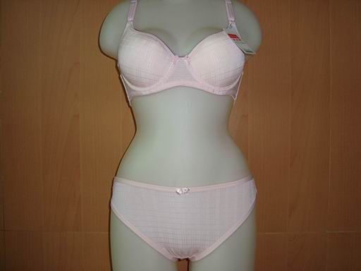 ��Ʒ���ƣ���װ